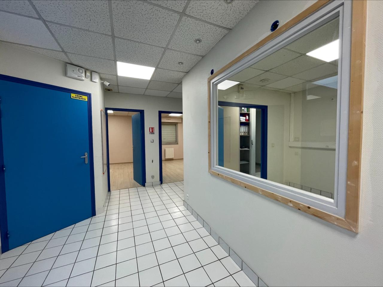 Bureau Betton 250m² Location bureau Betton Ille-et-Vilaine OLBUR2425421 11
